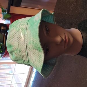 Nike Tie-Dye Bucket Hat
